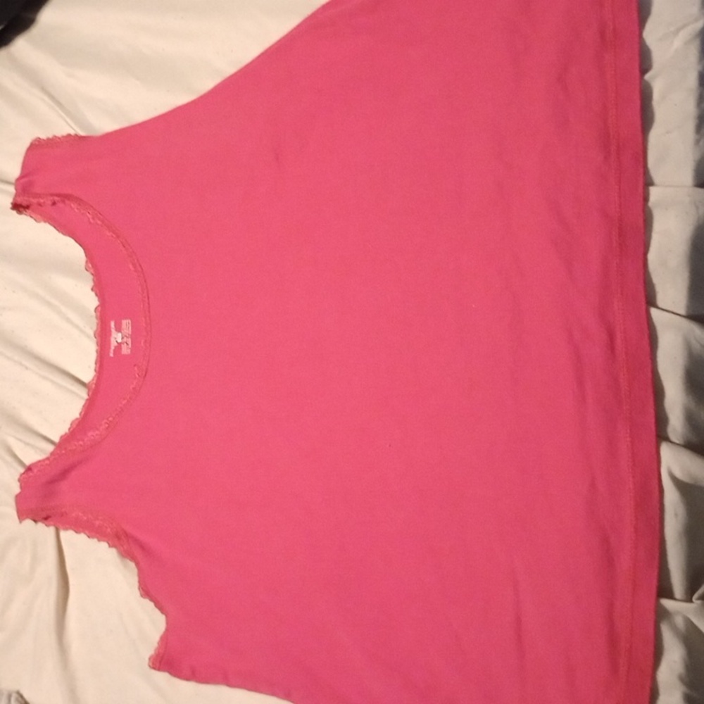 Pink tank top